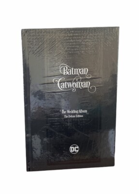 DC Comics BATMAN CATWOMANTHW The WEDDING ALBUM DELUXE EDITION