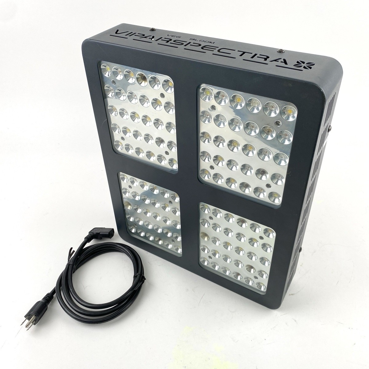 Vipar Spectra Veg Bloom V600 Led Grow Light 600W Full Spectrum  display picture 1