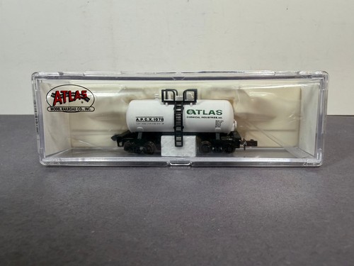 Tren a escala N Atlas 32412 lata de cerveza vagón cisterna ATLAS CHEMICAL APCX 1078 | Condition: New