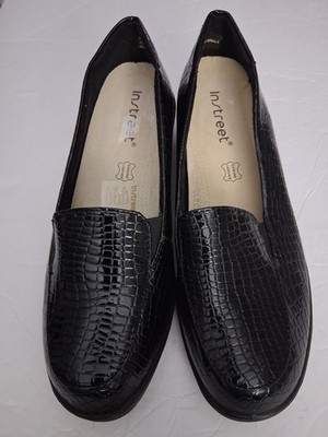 Instreet  Slip-On Black Loafers Textured Size US Size 8 EU Size 39