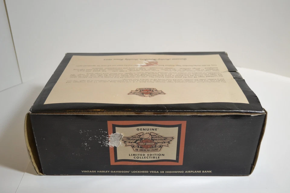 Harley Davidson Lockheed Vega 5B Highwing самолет банка 11» размах крыльев новый в коробке - Изображение 2 из 4