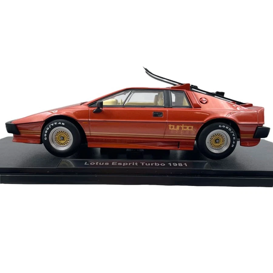 Modellino Auto KK 1/18 Lotus Esprit Turbo 1981 1981 w/ski - Immagine 3 di 4