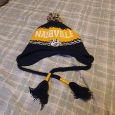 NHL NASHVILLE PREDATORS Beanie / Tassels & Pompom Hat BLUE & YELLOW AUTOGRAPHED
