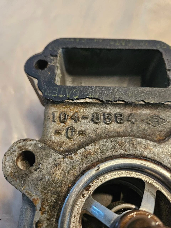 CAT 3406E 2WS Caterpillar Diesel Engine Thermostat Housing 1048584 OEM - Image 4 of 4