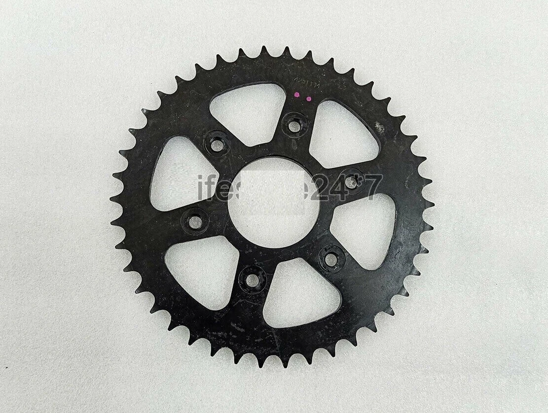 Duke 200 rear sprocket hot sale