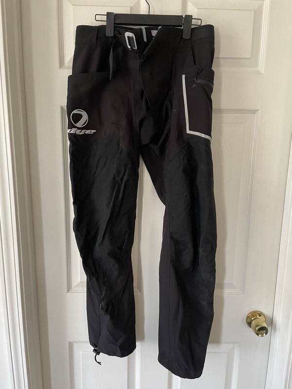 Dye UL-C CRBN Paintball Pants Sz Medium