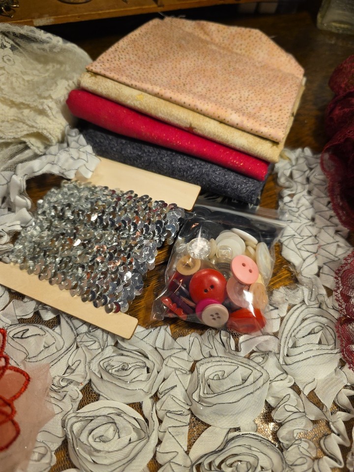 Mixed Lace, Trim, Buttons, Embellishments, Sequins, Applique, Fabric ...