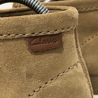 New NWOB Mens Clarks Wallaston Dark Sand Suede Boots Shoes  display picture 2