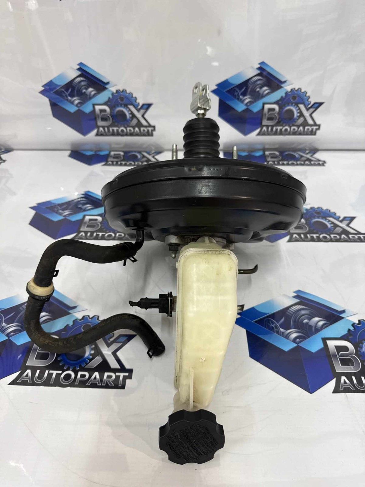2011-2016 HYUNDAI ELANTRA Power Brake Booster w/ Master Cylinder OEM