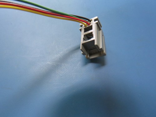 Hirose TM1R-616P44-35S-150M Menge 20 pro Posten RJ11 BUCHSE 130 MM DRAHT UND SPATEN T - Bild 2 von 12