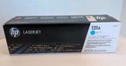 NOWY Zapieczętowany oryginalny toner do drukarki HP 131A Cyjan CF211A