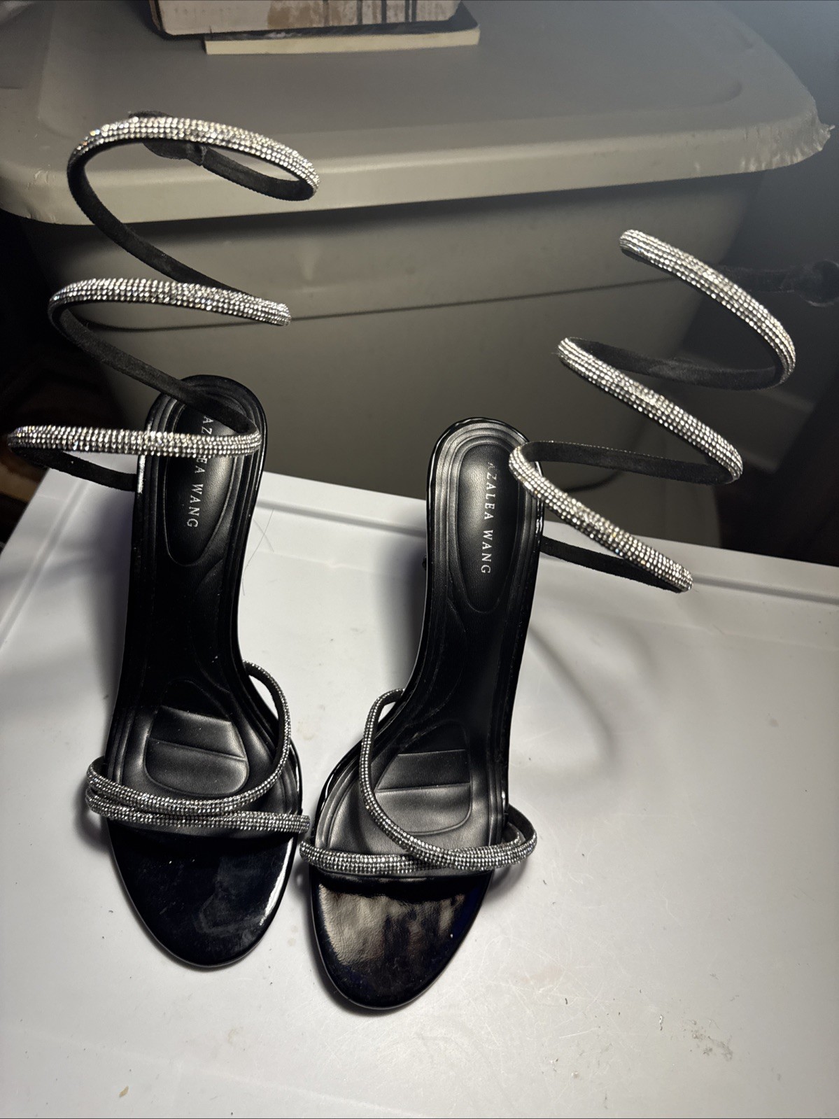 Heels Size 9 Used Women's No Longer Need Shoes-image