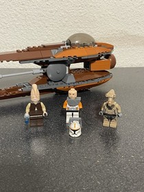 Lego 7959 Geonosian Starfighter- Complete w/ Minifigs