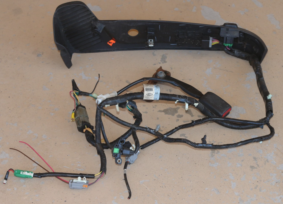 Interruptor De Presión De Dirección Asistida TRQ Para Ford Mustang 2006-2014 (14881ZDPS)