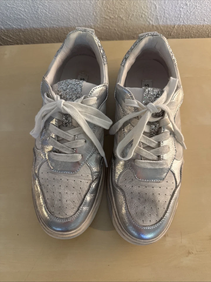 Steve Madden Mujer’s Tenis Metal Plata Brillos Talla 8 Foto 4 de 4