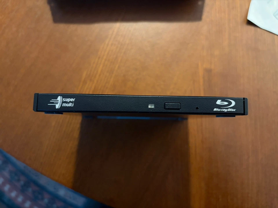 Unidade externa Verbatim 4K UHD gravador de Blu-ray BU40N/UD04 LG MakeMKV LibreDrive - Imagem 2 de 4