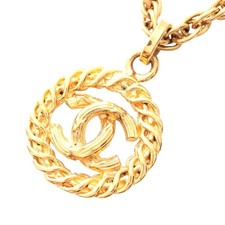 Chanel Coco Mark Necklace Gold Jewelry