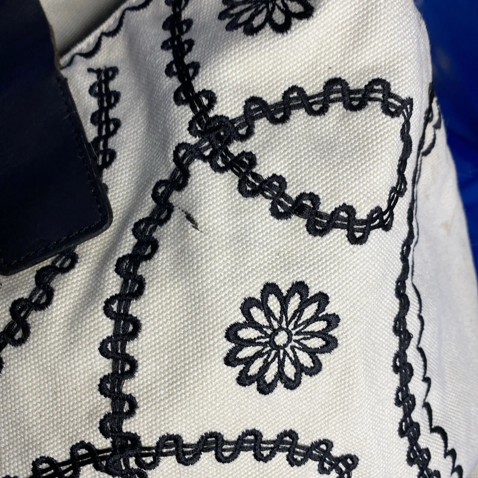 Bolso Juicy Couture XL-cartera-tote blanco roto con patrón boho negro cosido por favor leer Foto 4 de 4