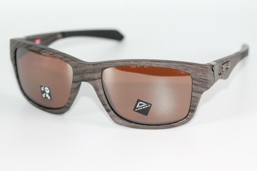 jupiter squared woodgrain