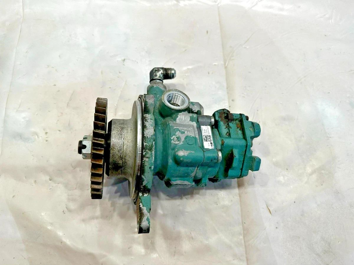 VOLVO D13 DIESEL ENGINE POWER STEERING AND FUEL PUMP 034214 OEM 