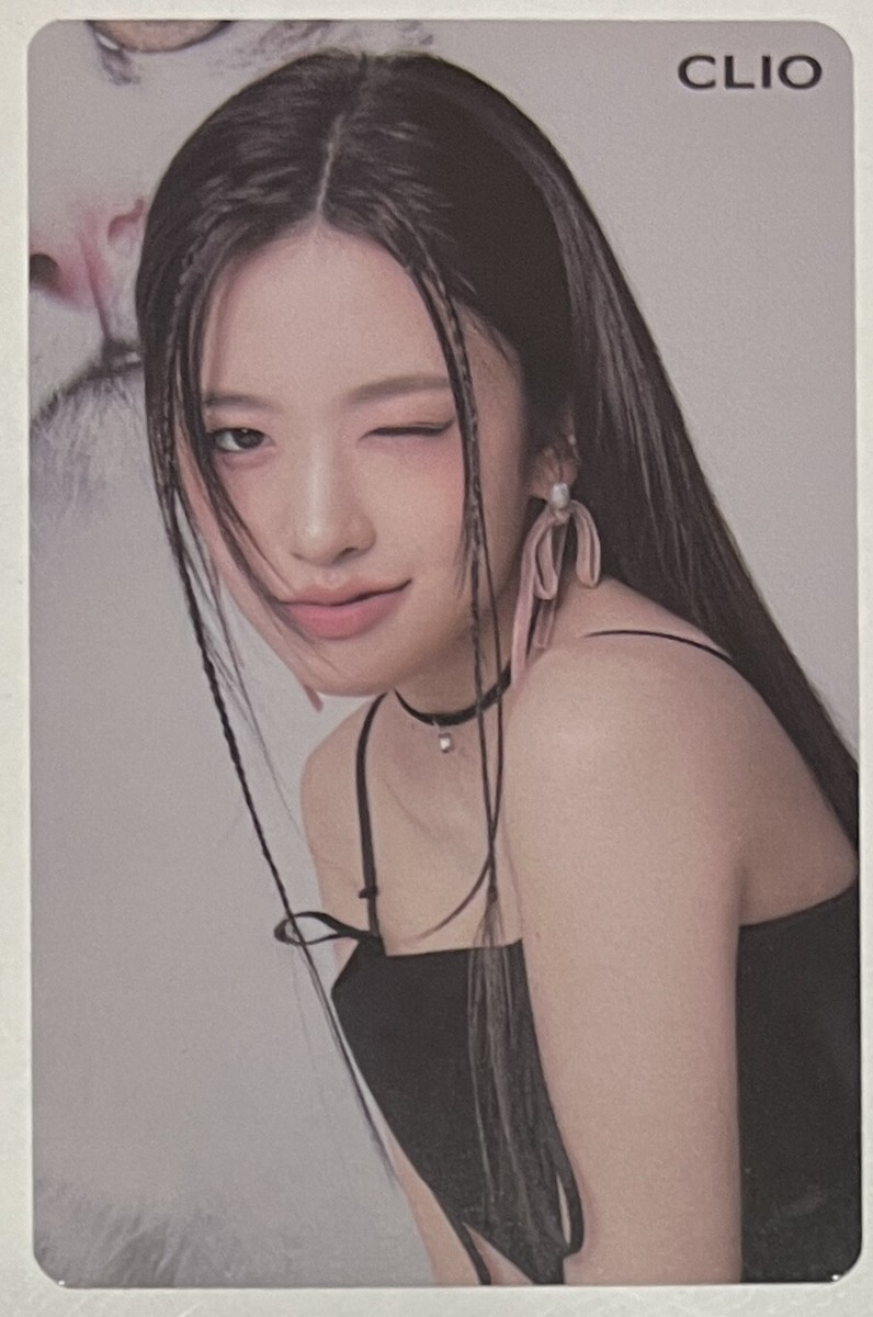 YUJIN IVE x CLIO 100% Official NEW YUJIN PHOTOCARD SET Photo Card
