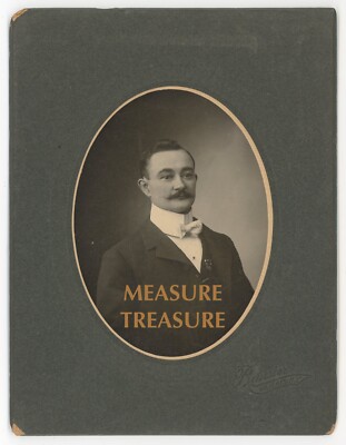 C.1900 MANLUIS, NY NEW YORK DAPPER MAN IN SUIT, MEDAL, RANSIER CABINET PHOTO F17