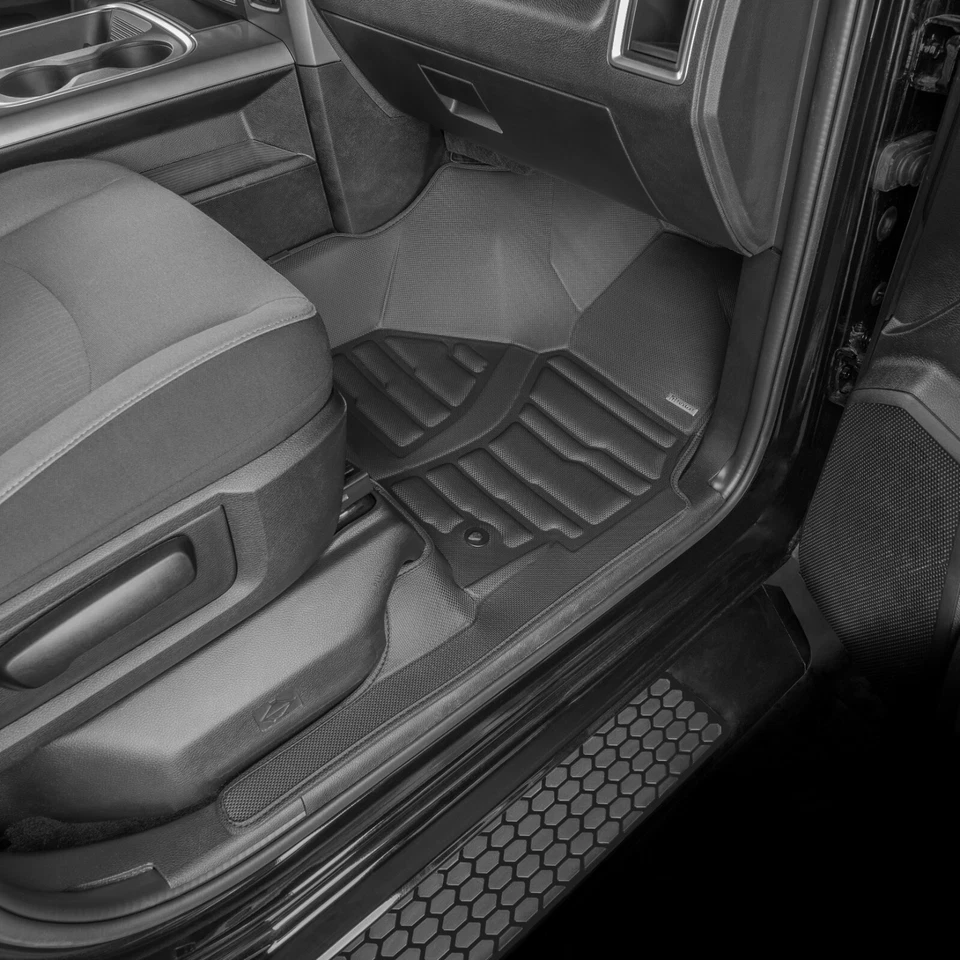 TuxMat Custom Floor Mats for Dodge Ram 1500 Classic Crew - 2019-2024 - Full Set Foto 3 de 4