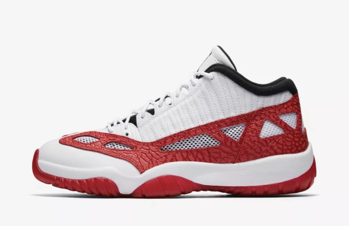 1*3様 Nike Air Jordan 11 Low \