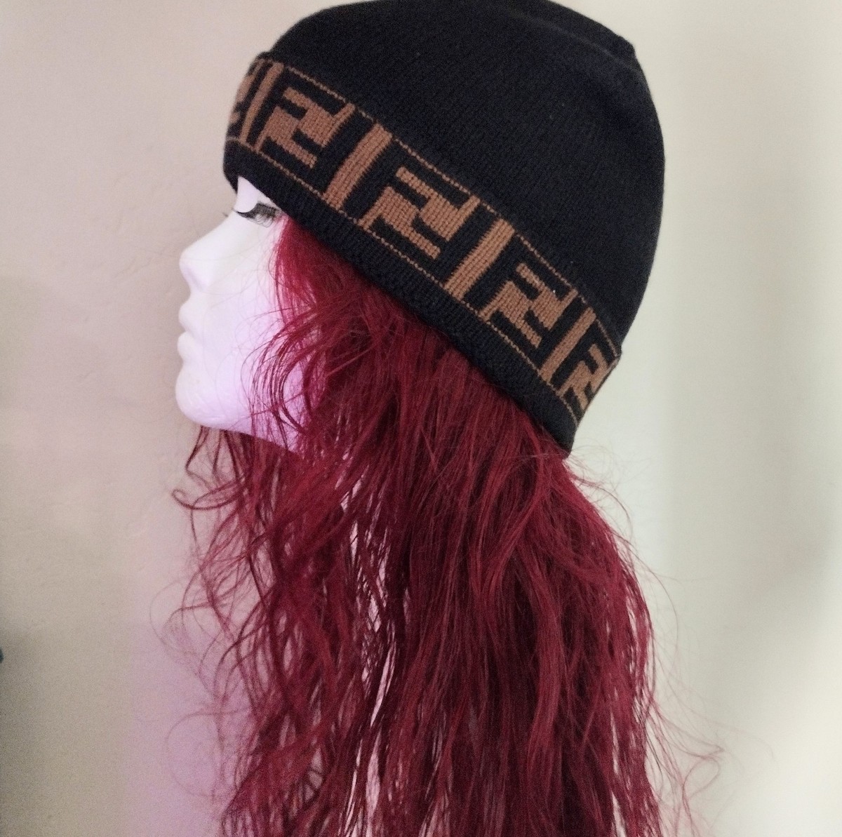 Gorgeous New FF Motif Trim Logo Fendi Unisex Black/Brown Knitted