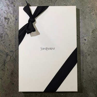 Saint Laurent Luxus leere Geschenkbox weiß großes Band Umschlag 21 x 31 x 10,5 cm