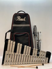 Pearl 32 Key Xylophone Rolling Case Stand and Mallots