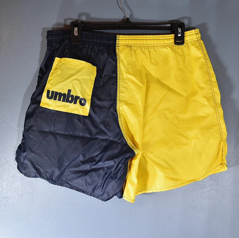 Umbro Retro Fútbol Pantalones Cortos Talla Hombre Grande, 100% Nylon, Amarillo y Azul, 6" Entrepierna Foto 4 de 4