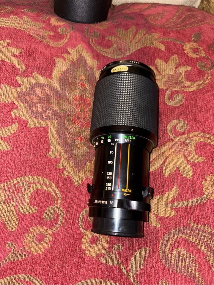 Soligor 3.5 70-210 Macro Lense - Image 2 of 4