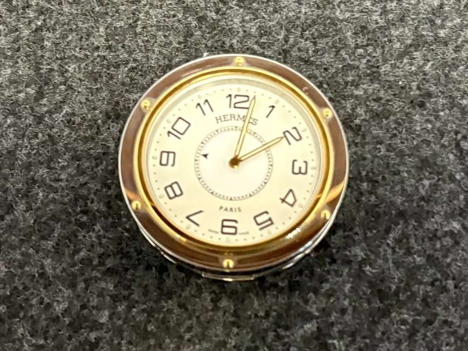 Hermes Stainless Steel and Gold Tone Pendulette Clipper Travel Desk Clock - Image 2 of 4