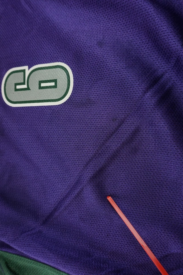 Vintage Reebok  Milwaukee Bucks Size Large Bogut Purple NBA Basketball Jersey - Image 4 of 4