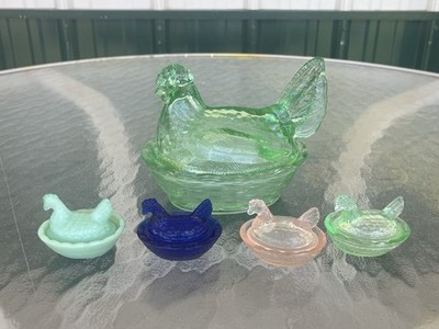 5 Vintage Style Hen On Nest. Large Light Green and Four Mixed Colors As Shown