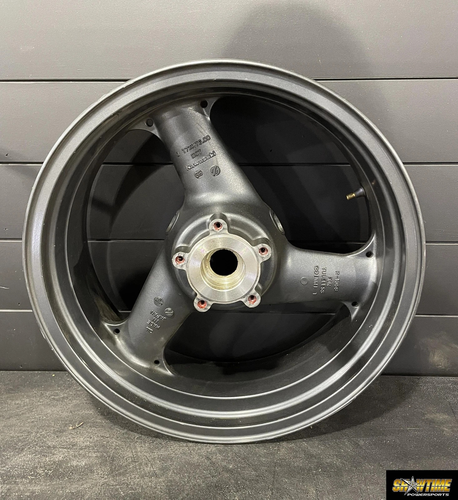 96-03 KAWASAKI NINJA ZX7R REAR WHEEL BACK RIM