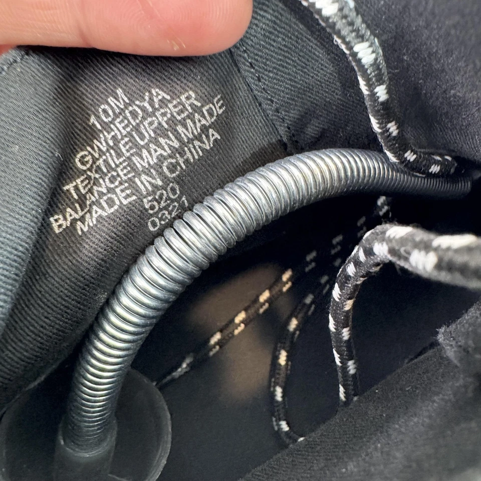 Guess Shoes Womens Size 10 Black White Chunky Platform Boots Lace Up Fashion - Image 2 of 4