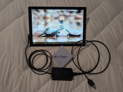 Surface Pro 6   i7/16GB/512GB   Very Good Condition   Low Battery Cycle