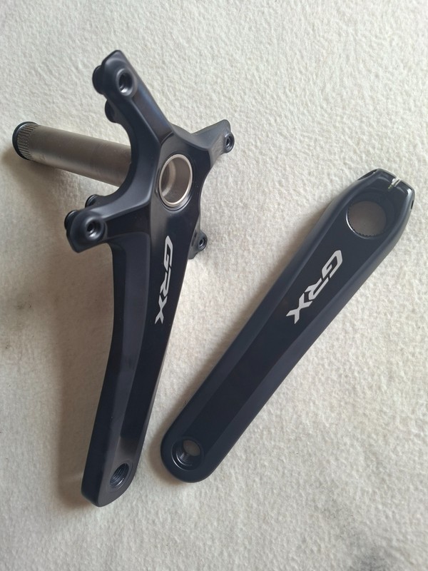 Shimano GRX Crankset 172.5mm RX810/RX820 Black - New