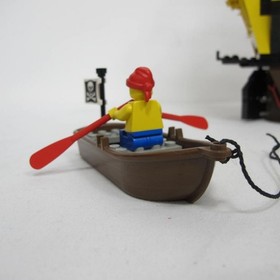 LEGO Pirates 6285: Black Seas Barracuda (Dark Shark). With instructions