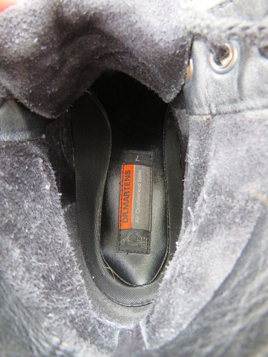 Vintage Dr. Martens model, 9306 UK mens 7 USM 8 made in Vintage Dr. Martens model, 9306 UK mens 7 USM 8 made in