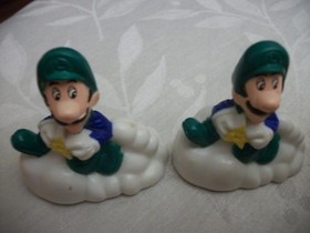 Vintage 1989 NES Nintendo Super Mario Bros Goomba 2" Figurine  Pop-Up Flip Toy