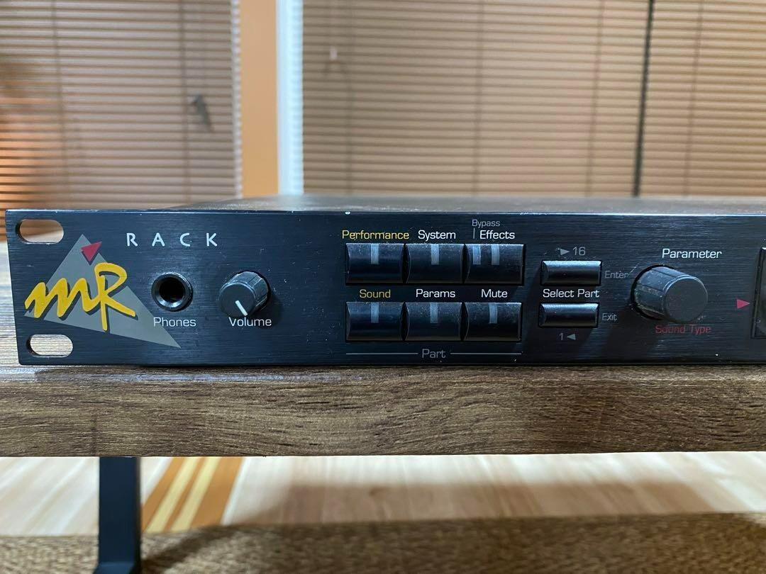 ENSONIQ MR-RACK エンソニック シンセサイザー 音源モジュール ENSONIQ MR-RACK Sound Module – 256 Presets + GM 128 Sounds