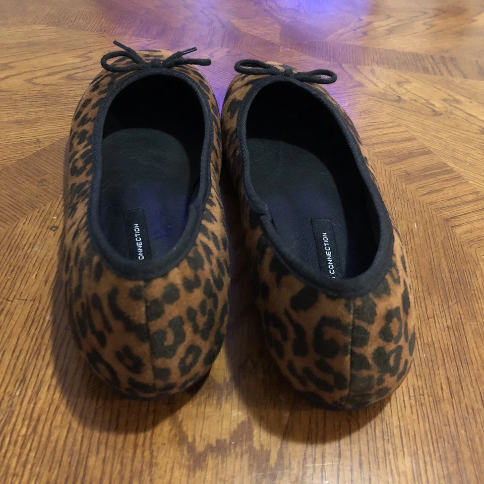 Pisos de ballet French Connection talla 10 Diana veganos gamuza marrón leopardo nuevos Foto 3 de 4