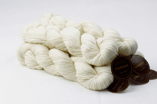 4 ply sport weight 100% cashmere yarn 50 gram 175 yards per skein - Picture 2 of 26