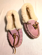 L.L.Bean Pink Suede 6 Wicked Good Shearling Lined Slippers Moccassins