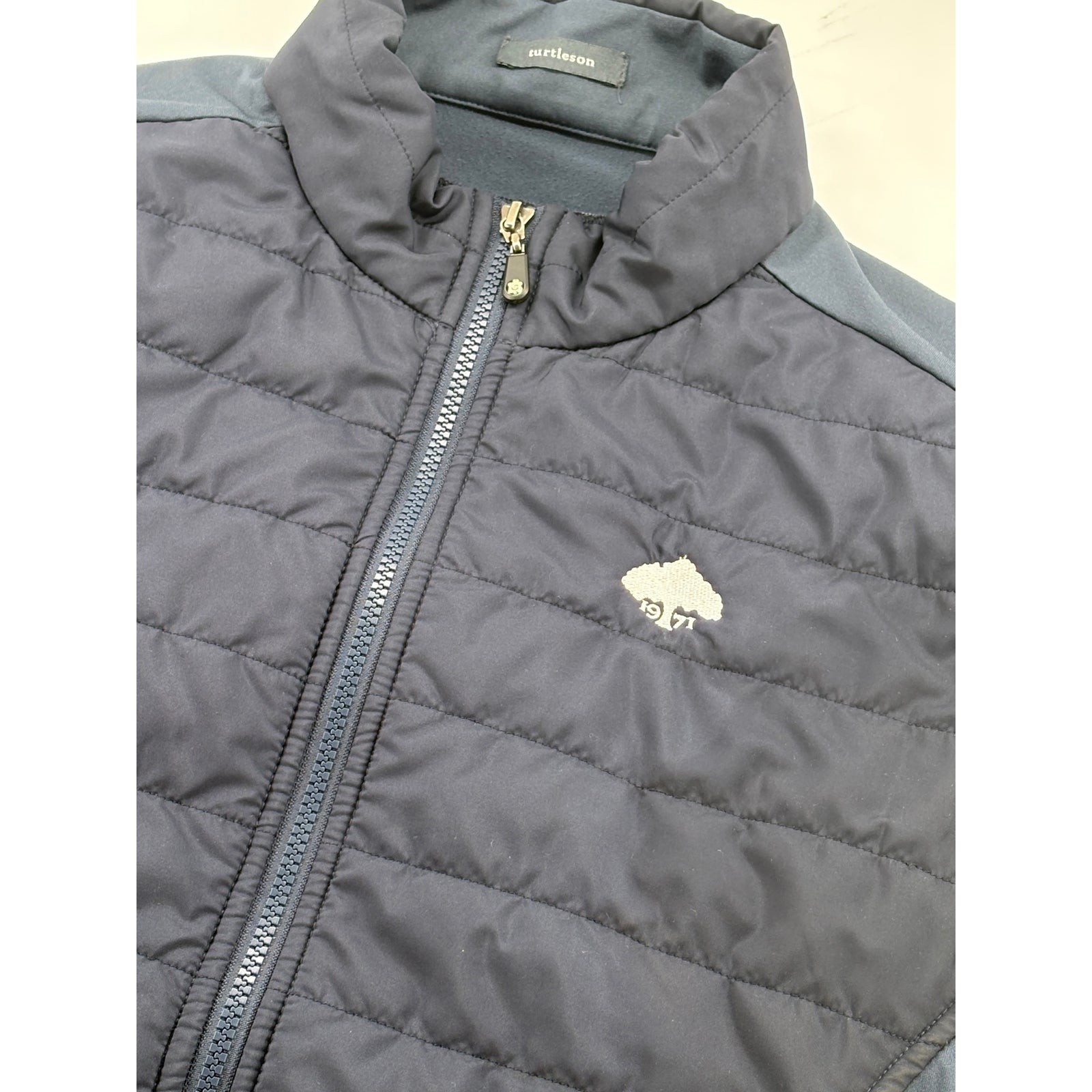 Turtleson Raintree Country Club Charlotte Quilted Vest Men's L Navy Full Zip - second product detail image