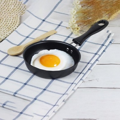 Innovative kleine Bratpfanne ohne Beschichtung perfekt f��r den t?glichen Kochb