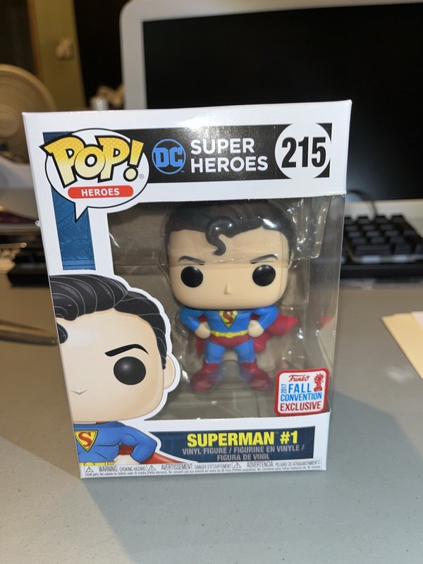 Funko Pop! Vinyl: DC Universe - Superman #1 - Toys R Us New York Comic Con...